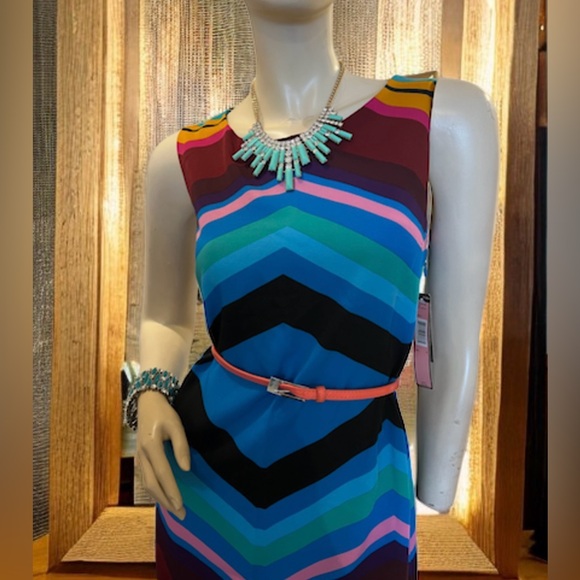 Multicolor Patterned Dress - Picture 3 of 9